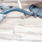 Come organizzare le pulizie in casa ogni settimana e ogni mese