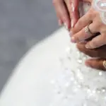 Anello di fidanzamento: perché è rappresentato da un solitario?