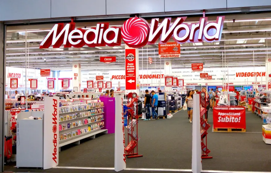 Volantino MediaWorld Dicembre 2016: quali sono le migliori offerte su smartphone e tablet