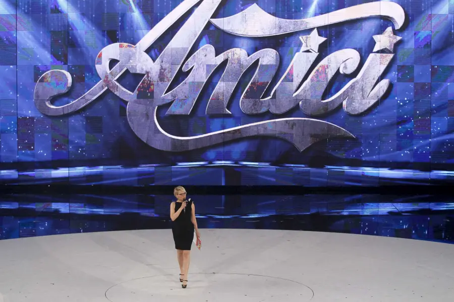 Amici 2017, le anticipazioni: quando inizia il serale, partecipanti e rumors edizione 16