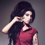 Amy Winehouse, la madre “Mia figlia era malata”, ecco Loving Amy