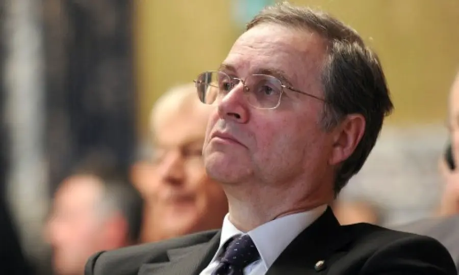 Visco: "La ripresa può consolidarsi, ora accelerare con riforme"