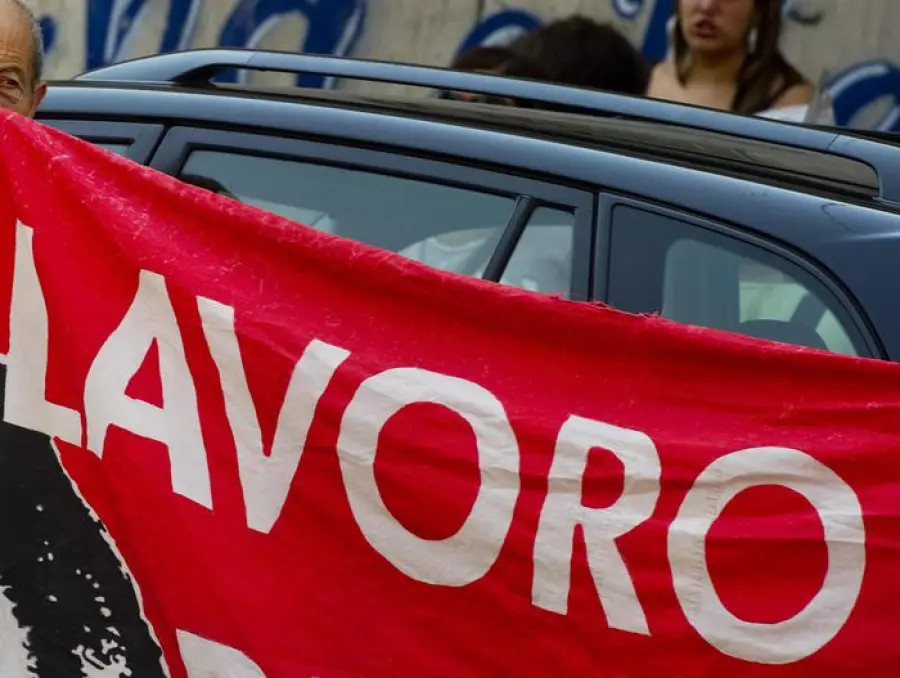 Lavoro: assunzioni a marzo nelle piccole imprese