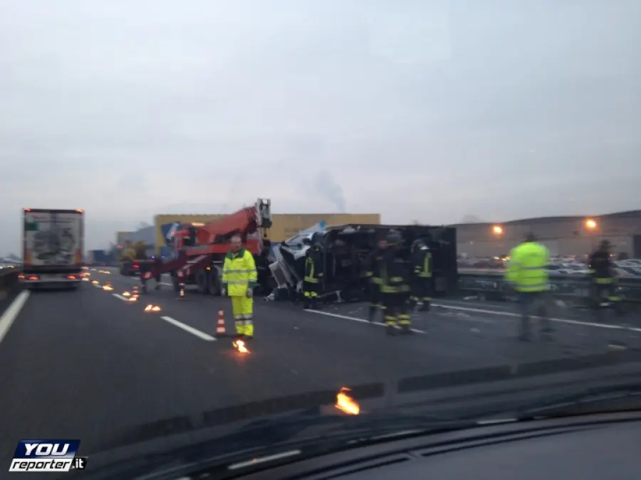 Incidente su A4: Molti feriti