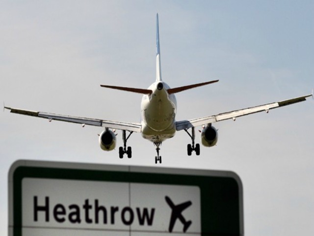 Londra, sospetta terrorista arrestata a Heathrow
