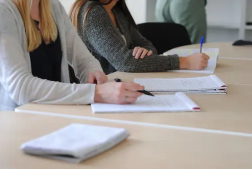 Studiare in UK: come Mission Study Abroad facilita l’accesso ai fondi Intesa Sanpaolo
