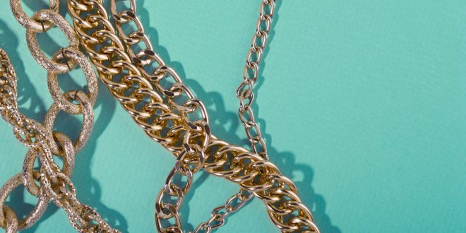 Alcuni accessori in metallo